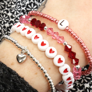 Free Design: Valentine's Bracelet Set