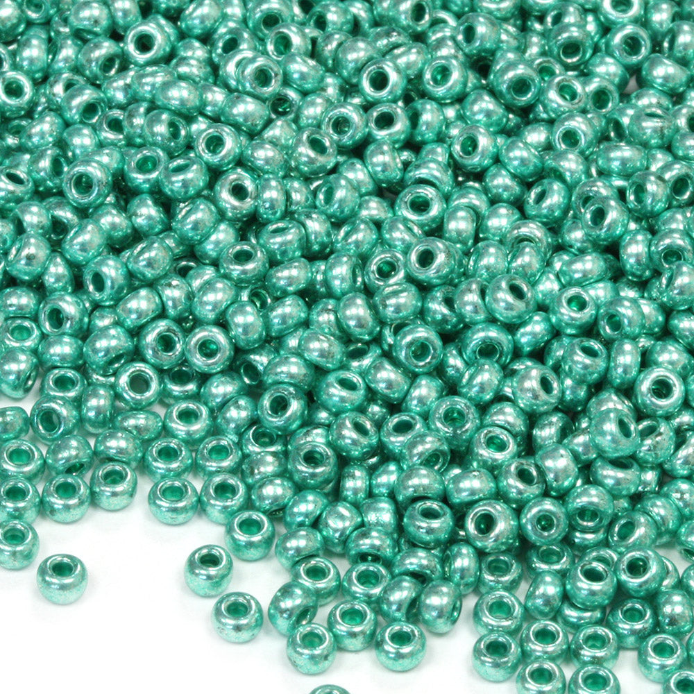 Czech Metallic Bright Green Rocaille/Seed 8/0-Pack of 50g